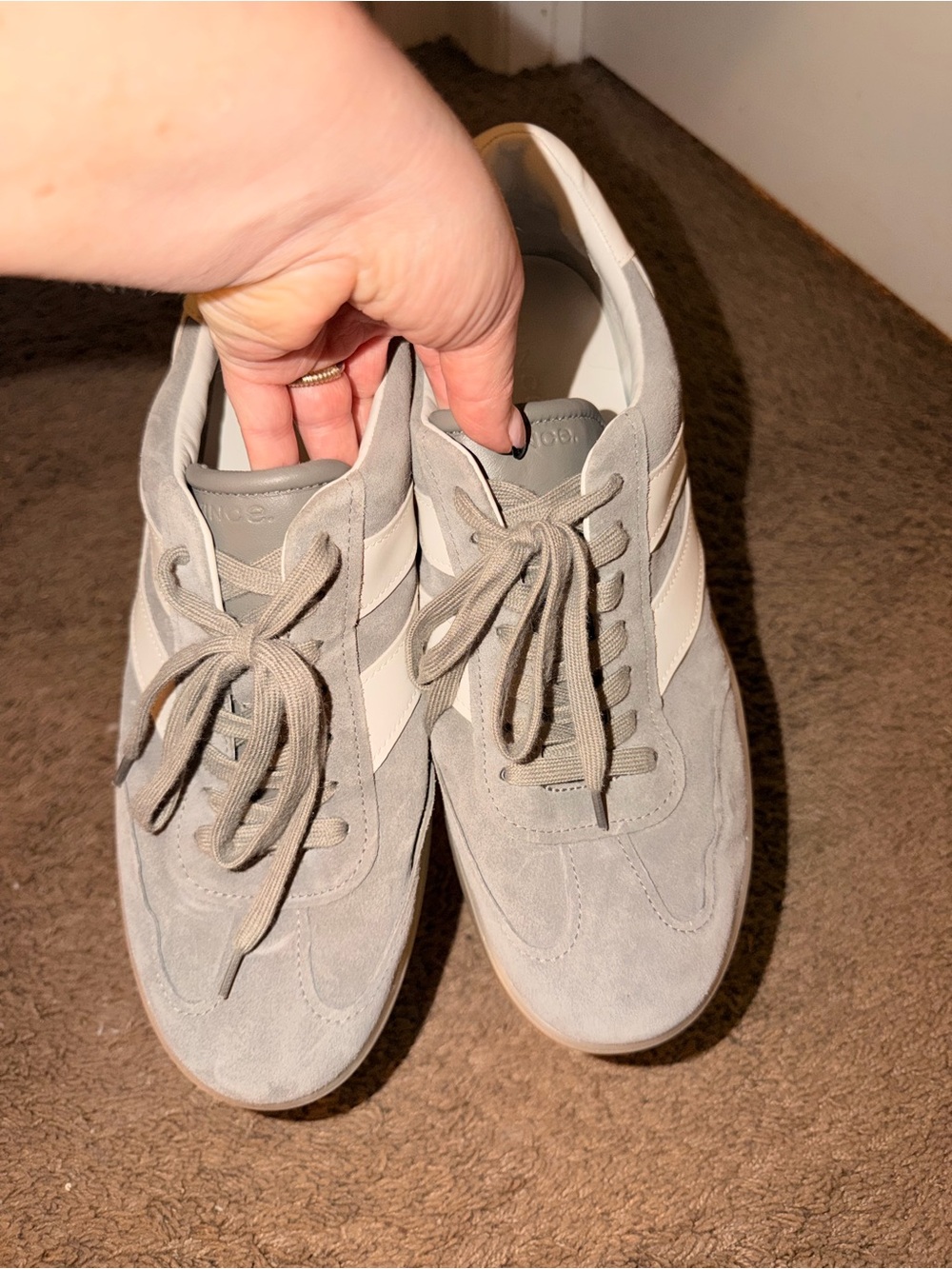 Vince Men’s Oasis Sneakers Size 13 Light Smoke Grey Suede – Worn Once